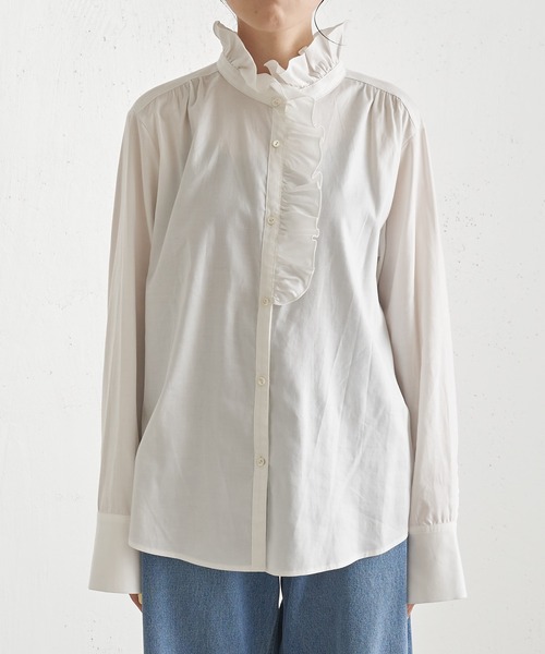 COLLAGE GALLARDAGALANTE（コラージュガリャルダガランテ）の「1枚で主役級/レイヤードでも映える/ハイネックフリルシャツ/手洗い可（シャツ/ブラウス・レディース・ホワイト/イエロー・FREE）」の16枚目の写真