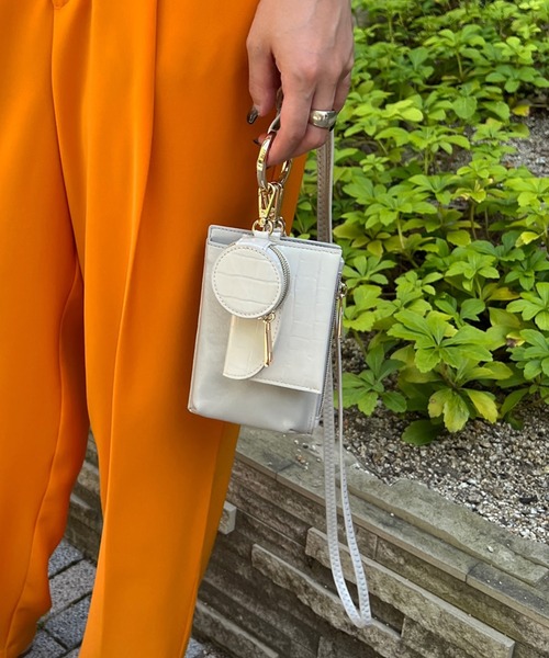 DouDou（ドゥドゥ）の「マルチスマホショルダー 22AW（ショルダー