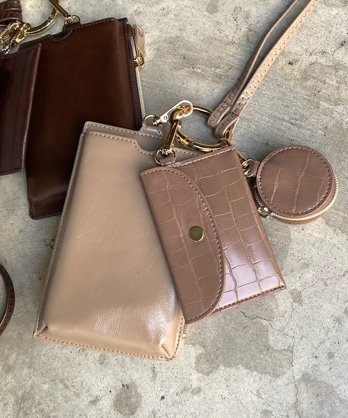 DouDou（ドゥドゥ）の「マルチスマホショルダー 22AW（ショルダー