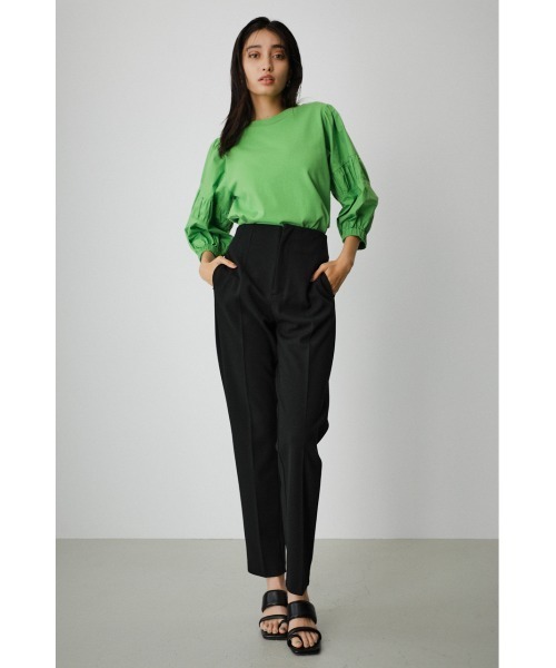 AZUL by moussy（アズールバイマウジー）の「H/W DARTS TAPERED PANTS/ハイウェストテーパードパンツ（その他パンツ・レディース・ダークブルー/ダークオレンジ/ライトブラウン/ブラック/ライトベージュ・SMALL/MEDIUM）」の8枚目の写真