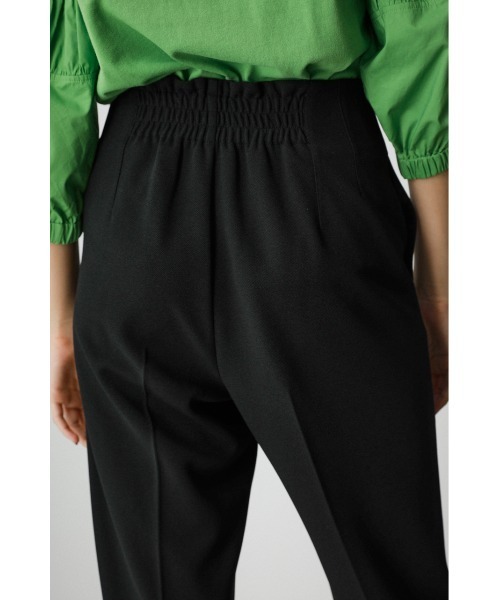 AZUL by moussy（アズールバイマウジー）の「H/W DARTS TAPERED PANTS/ハイウェストテーパードパンツ（その他パンツ・レディース・ダークブルー/ダークオレンジ/ライトブラウン/ブラック/ライトベージュ・SMALL/MEDIUM）」の14枚目の写真