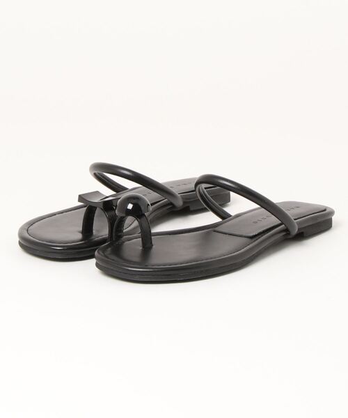 wee9s（ウィークス）の「asymmetry flat sandals / アシンメトリーフラットサンダル（サンダル・レディース・ブラック/シルバー・22.5cm/23cm/23.5cm/24cm/24.5cm/25cm）」の9枚目の写真