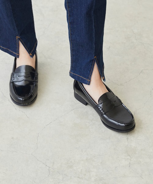 menue（メヌエ）の「晴雨兼用　コインローファー（レインシューズ・レディース・ブラック・18.0cm/19.0cm/20.0cm/21.0cm/21.5cm/22.0cm/22.5cm/23.0cm/23.5cm/24.0cm/24.5cm/25.0cm/25.5cm/26.0cm/27.0cm）」の2枚目の写真