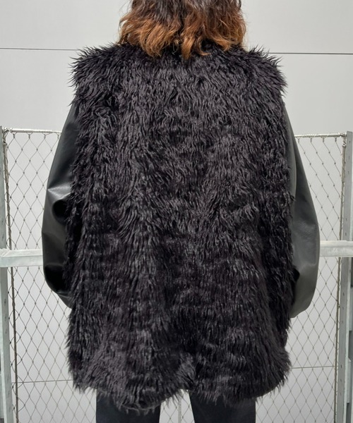 CIAOPANIC(チャオパニック)の「curly fleece biggest vest(ベスト・メンズ・ベージュ/ブラック・MEDIUM)」の4枚目の写真