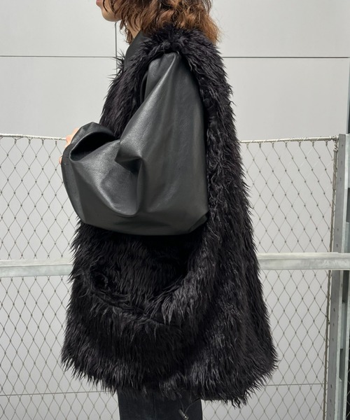CIAOPANIC(チャオパニック)の「curly fleece biggest vest(ベスト・メンズ・ベージュ/ブラック・MEDIUM)」の6枚目の写真