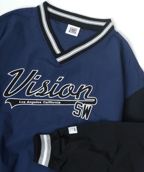 VISION STREET WEAR（ヴィジョンストリートウェア）の「VISION STREET WEAR/ヴィジョンストリートウエア ビッグシルエット ロゴ ワッペン 刺繍 リブライン Vネック プルオーバー（ナイロンジャケット・メンズ・ブラック/ネイビー/グリーン/マスタード・L/M）」の11枚目の写真