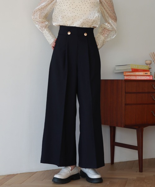 archives(アルシーヴ)の「サイドタブタックワイドパンツ(その他パンツ・レディース・アイボリー/モカ/ダークブルー・MEDIUM)」の3枚目の写真