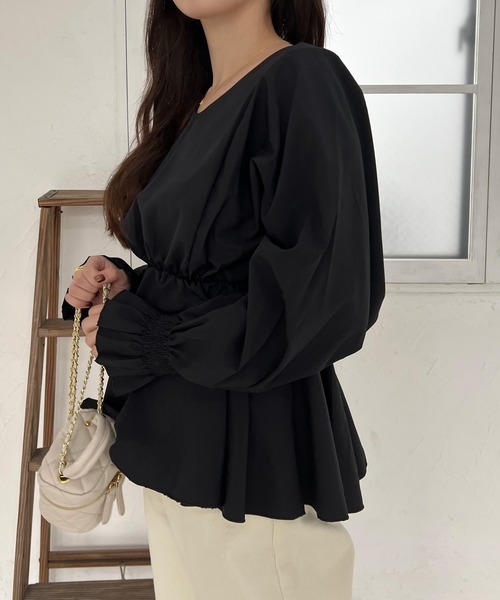 Lamoa(ラモア)の「Lamoa/Vネック タック チュニック ブラウス(シャツ/ブラウス・レディース・ホワイト/ブラック/グレー・MEDIUM/LARGE)」の19枚目の写真