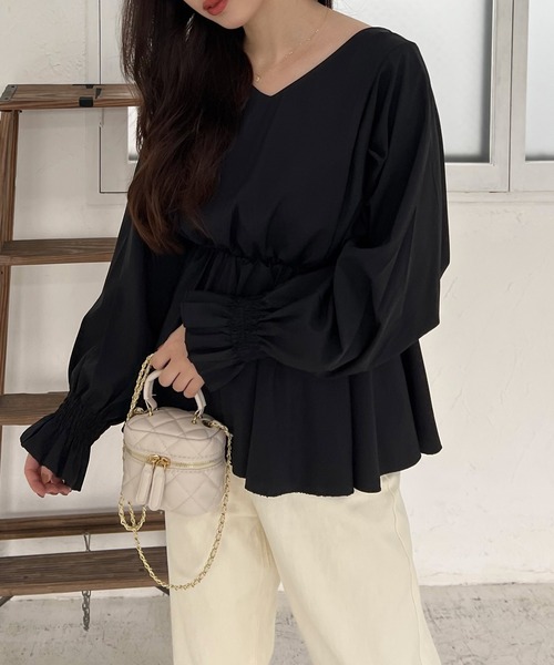 Lamoa(ラモア)の「Lamoa/Vネック タック チュニック ブラウス(シャツ/ブラウス・レディース・ホワイト/ブラック/グレー・MEDIUM/LARGE)」の14枚目の写真