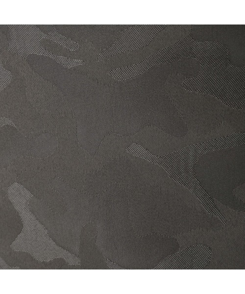 Guess(ゲス)の「CERTOSA TECH Crossbody With Bottle Pocket(ショルダーバッグ・メンズ・チャコールグレー・ONE SIZE)」の16枚目の写真