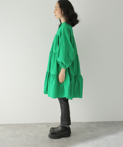 JOURNAL STANDARD（ジャーナルスタンダード）の「シュリンクタフタティアードワンピース（ワンピース・レディース・ブラック/グリーン・FREE）」の19枚目の写真