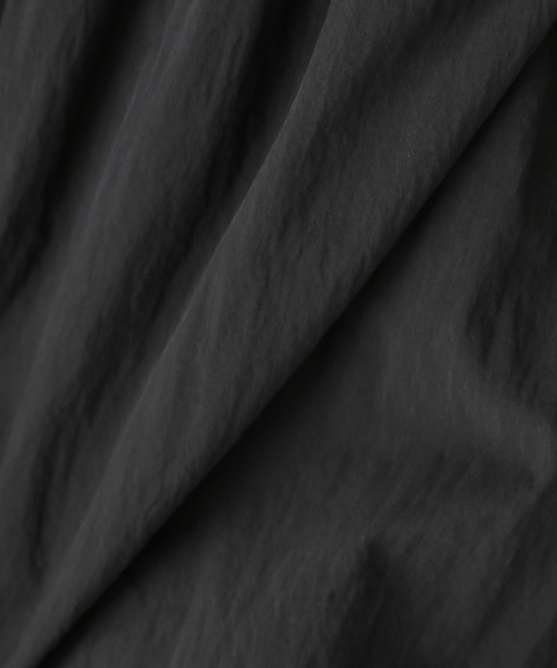 JOURNAL STANDARD（ジャーナルスタンダード）の「シュリンクタフタティアードワンピース（ワンピース・レディース・ブラック/グリーン・FREE）」の16枚目の写真