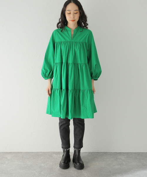 JOURNAL STANDARD（ジャーナルスタンダード）の「シュリンクタフタティアードワンピース（ワンピース・レディース・ブラック/グリーン・FREE）」の11枚目の写真
