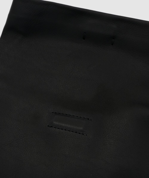 BELPER(ベルパー)の「WALK AROUND BAG(ショルダーバッグ・レディース・ブラック/レッド・FREE)」の6枚目の写真
