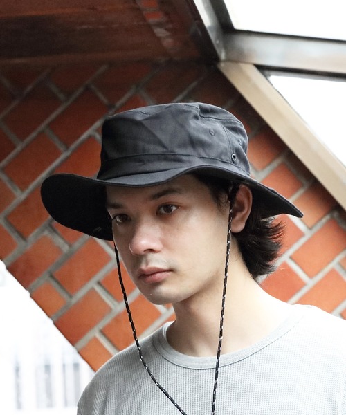 ８(eight)（エイト）の「BeProof 難燃アドベンチャーハット/カラビナ付き（ハット・メンズ・ブラック/ベージュ/グレー/マルチ・FREE）」の2枚目の写真