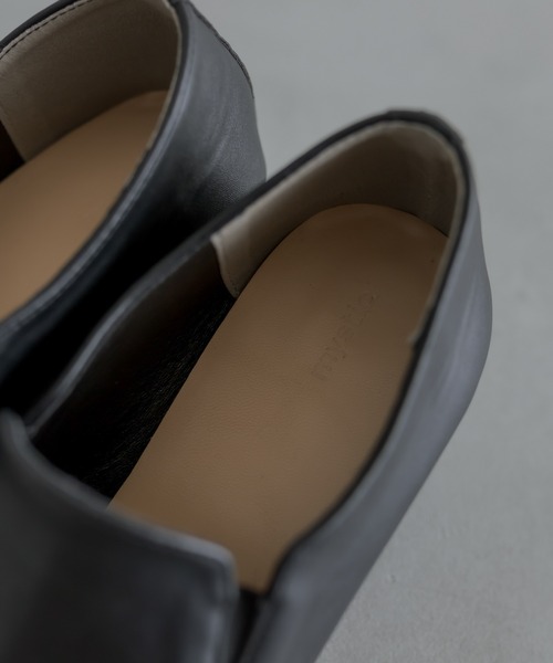 mystic(ミスティック)の「スクエアローファー(ローファー・レディース・ブラック/オフホワイト・38/36/37)」の8枚目の写真