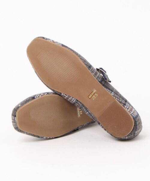 Bridget Birkin(ブリジットバーキン)の「【Bridget Birkin】ワンストラップフラットシューズ(521527)(バレエシューズ・レディース・ブラック/グレー/ブラック系その他/ベージュ・24/24.5/23/23.5/22.5)」の6枚目の写真