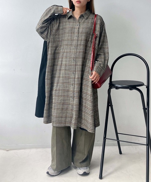 AS KNOW AS plus（アズノゥアズプラス）の「♪異素材合わせてシャツワンピース（シャツワンピース・レディース・ブラック系その他/ブラック系その他2/ネイビー系/オレンジ系その他/ミント/ブラウン系その他/ネイビー系1/ブラウン/チャコールグレー/ネイビー系2/グリーン系/ブラック系その他3/ネイビー系3/ブルー系/ホワイト系/ネイビー系4/ブラック系/グリーン系1/ブラック系1/ブラウン系その他3/ブラウン系その他2/ベージュ系その他/カーキ系/グレー系/ブラック系4/オレンジ系その他2/グレー系1/ネイビー系5/ブルー系3/カーキ系3/ブラック系3/ベージュ系その他6/ブラック系6/レッド系6/カーキ系6/グレー系その他6/ブルー系その他/ネイビー系6/ブルー系2/グリーン系2/ベージュ系2/ブラック系2/カーキ系7/ネイビー系7/ベージュ系その他7/ネイビー系8/ブラウン系その他4/グレー系2/ネイビー系9/カーキ系8/グレー系3/マルチ/ブルー系5/グレー系その他5/ブラック系その他5/ホワイト系その他5/ブラック系5/ブルー系その他5・FREE）」の4枚目の写真