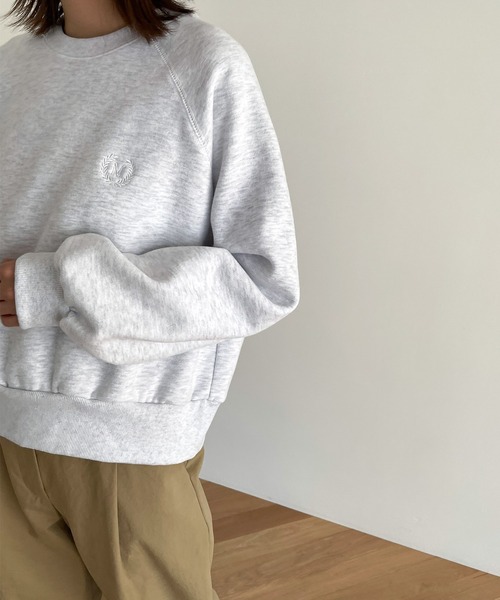 CANAL JEAN（キャナルジーン）の「El mar(エルマール) エンブレム刺繍裏起毛トレーナー（スウェット・レディース・ネイビー/ヘザーグレー・ONE SIZE）」の3枚目の写真