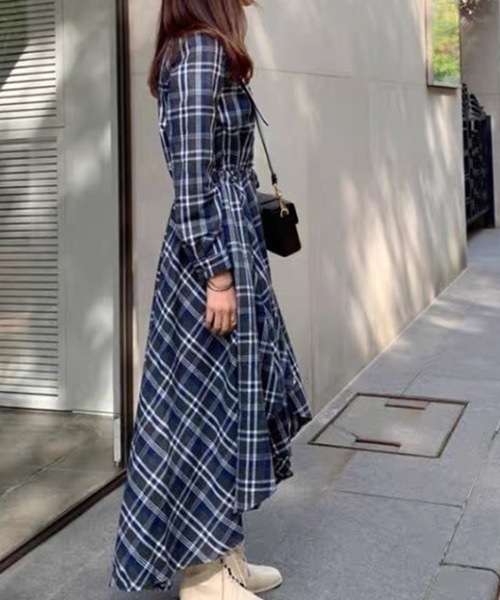 Auntie Rosa（アンティローザ）の「マドラスチェック フレアシャツワンピース（ワンピース・レディース・ネイビー・FREE）」の6枚目の写真