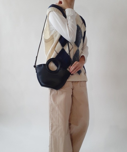 thank U more(サンキューモア)の「丸形ハンドル トート ショルダーバッグ(ショルダーバッグ・レディース・ブラック/ブラウン系その他/ブラック系その他/ブラウン/ベージュ・FREE)」の7枚目の写真