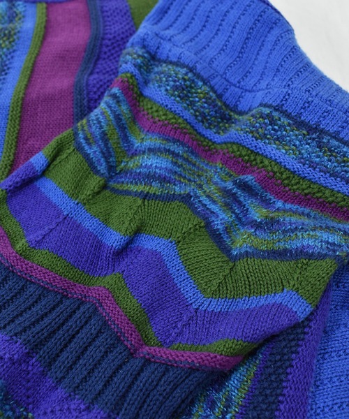 VINTAGE(ヴィンテージ)の「【ヴィンテージ古着】90's COLOURS BY ALEXANDER JULIAN 立体編み 3D コットンニットセーター USA製(ニット/セーター・メンズ・マルチ・LARGE)」の5枚目の写真