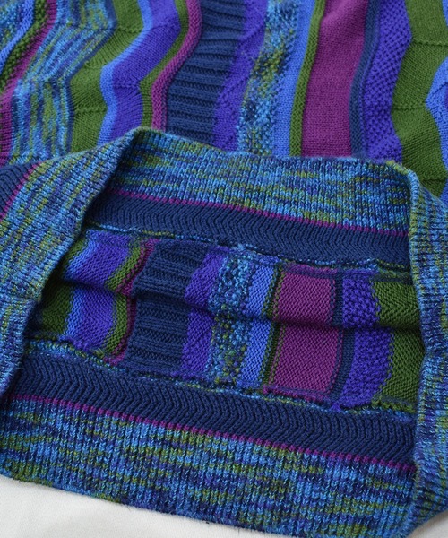 VINTAGE(ヴィンテージ)の「【ヴィンテージ古着】90's COLOURS BY ALEXANDER JULIAN 立体編み 3D コットンニットセーター USA製(ニット/セーター・メンズ・マルチ・LARGE)」の6枚目の写真