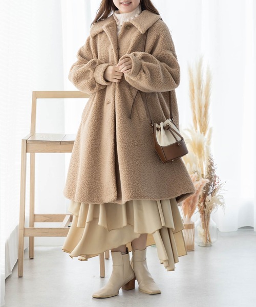 SLURR（スラ―）の「プードル風ボアフレアコート（その他アウター・レディース・ベージュ/モカ/アイボリー・FREE）」の3枚目の写真