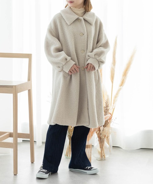 SLURR（スラ―）の「プードル風ボアフレアコート（その他アウター・レディース・ベージュ/モカ/アイボリー・FREE）」の2枚目の写真