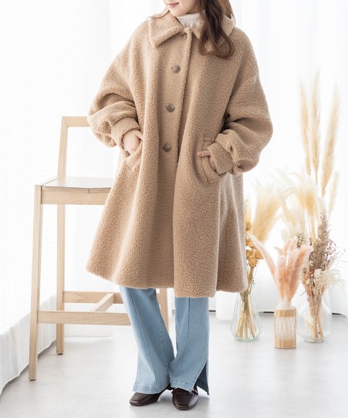 SLURR（スラ―）の「プードル風ボアフレアコート（その他アウター・レディース・ベージュ/モカ/アイボリー・FREE）」の4枚目の写真