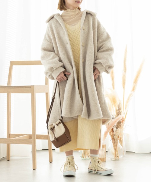 SLURR（スラ―）の「プードル風ボアフレアコート（その他アウター・レディース・ベージュ/モカ/アイボリー・FREE）」の8枚目の写真