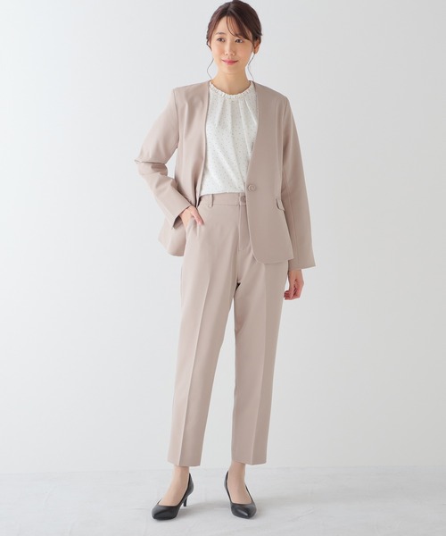 Honeys(ハニーズ)の「センタープレスパンツ(股下63cm)(スラックス・レディース・ブラック/ピンクベージュ/杢グレー/サックスブルー系/ベージュ/ネイビー・S/M/L/LL/3L)」の14枚目の写真