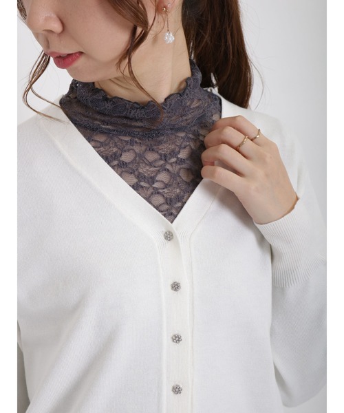 Te chichi(テチチ)の「フラワーレースカットソー(Tシャツ/カットソー・レディース・チャコール/ベージュ/グリーン/オフホワイト・フリ-)」の3枚目の写真