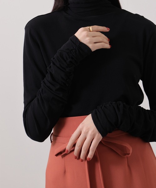 Limue（リミュ）の「シアギャザートップス（Tシャツ/カットソー・レディース・アイボリー/ブラック・FREE）」の5枚目の写真