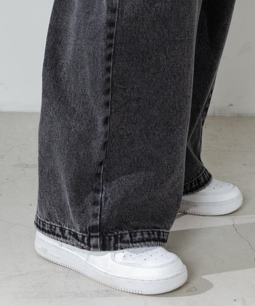 WEGO（ウィゴー）の「WEGO/デニムイージーワイドカーゴパンツ（デニムパンツ・レディース・コバルトブルー/ブラック系その他・FREE）」の8枚目の写真