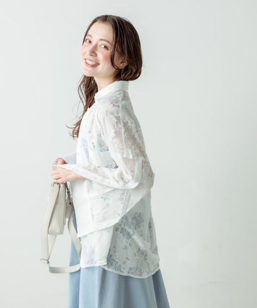 OLIVE des OLIVE（オリーブデオリーブ）の「【WEB限定】マントスリーブビッグシャツ（シャツ/ブラウス・レディース・ミント/グレイッシュベージュ/ライトグレー/オフホワイト/イエロー・FREE）」の13枚目の写真