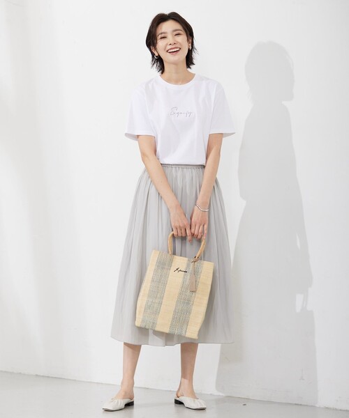 J.PRESS Ladies(J.プレス レディス)の「バック フォト Tシャツ(Tシャツ/カットソー・レディース・ライトグリーン系/ピンク系/ベージュ系/ホワイト系・SMALL)」の12枚目の写真