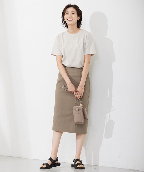 J.PRESS Ladies(J.プレス レディス)の「バック フォト Tシャツ(Tシャツ/カットソー・レディース・ライトグリーン系/ピンク系/ベージュ系/ホワイト系・SMALL)」の22枚目の写真