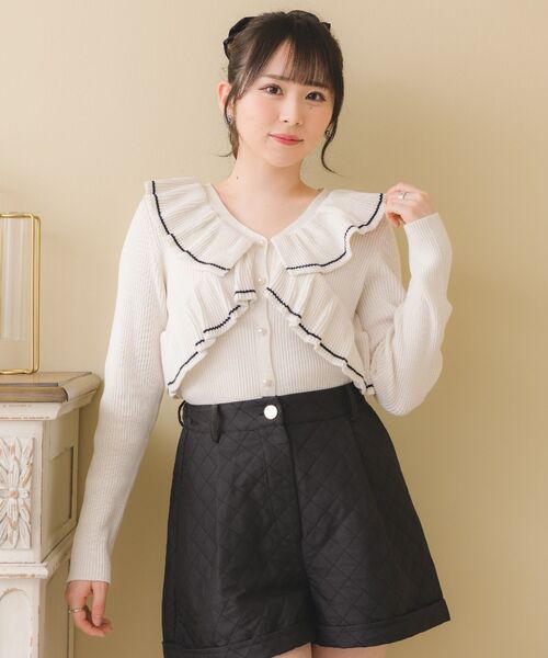 ems excite（エムズエキサイト）の「フリル襟NTカーデ（ニット/セーター・レディース・グリーン/ブラック/ナチュラル・FREE）」の3枚目の写真