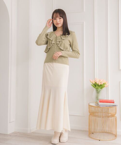 ems excite（エムズエキサイト）の「フリル襟NTカーデ（ニット/セーター・レディース・グリーン/ブラック/ナチュラル・FREE）」の18枚目の写真