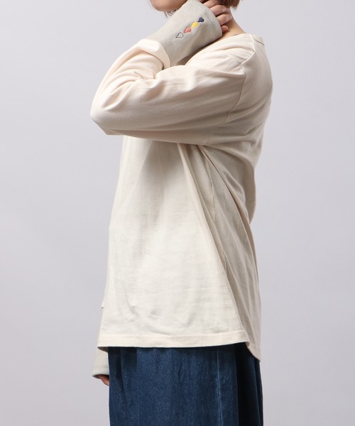 Emago(イマゴ)の「EMAGO 袖リブ切替えロングスリーブTシャツ(Tシャツ/カットソー・レディース・ネイビー/アイボリー/ブラック・FREE)」の6枚目の写真