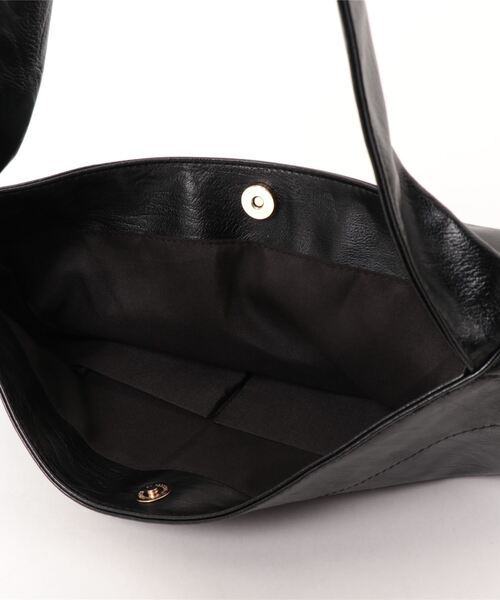 Chaco closet(チャコ クローゼット)の「フェイクレザースクエアートートバッグ(トートバッグ・レディース・ブラウン/ブラック・FREE)」の18枚目の写真