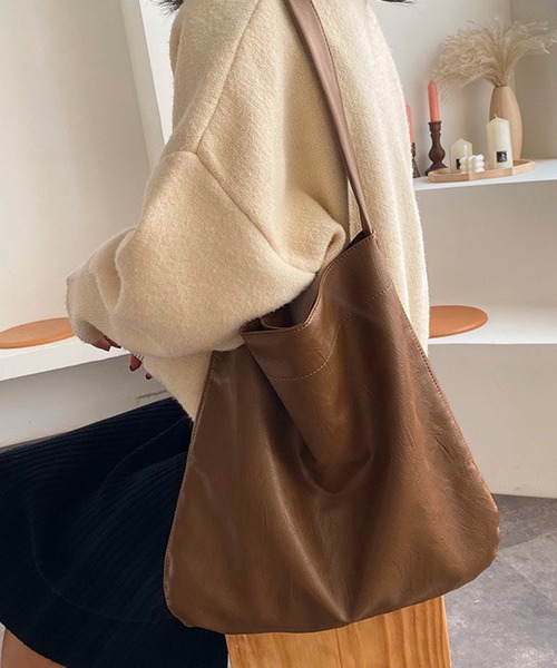 Chaco closet(チャコ クローゼット)の「フェイクレザースクエアートートバッグ(トートバッグ・レディース・ブラウン/ブラック・FREE)」の19枚目の写真