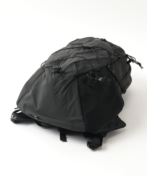 karrimor(カリマー)の「【karrimor / カリマー】altair 20 (アルタイル)(バックパック/リュック・メンズ・ブラック・FREE)」の5枚目の写真