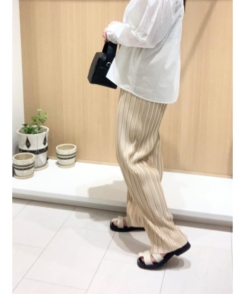 Lugnoncure（ルノンキュール）の「プリーツイージーパンツ(セルフカット可)（その他パンツ・レディース・グレー/ベージュ/パープル/ブラック・ﾌﾘ-）」の4枚目の写真