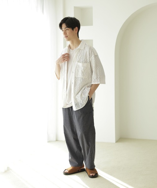 niko and...(ニコアンド)の「INDIA透かし編みシャツ(シャツ/ブラウス・メンズ・ブラック/オフホワイト/モカ・MEDIUM/LARGE)」の16枚目の写真