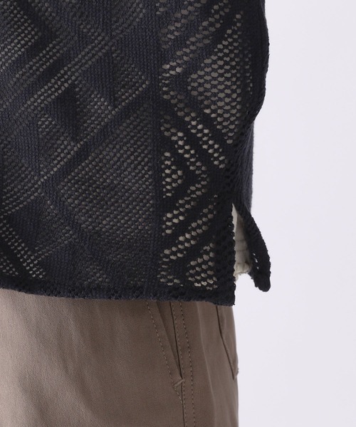 niko and...(ニコアンド)の「INDIA透かし編みシャツ(シャツ/ブラウス・メンズ・ブラック/オフホワイト/モカ・MEDIUM/LARGE)」の10枚目の写真