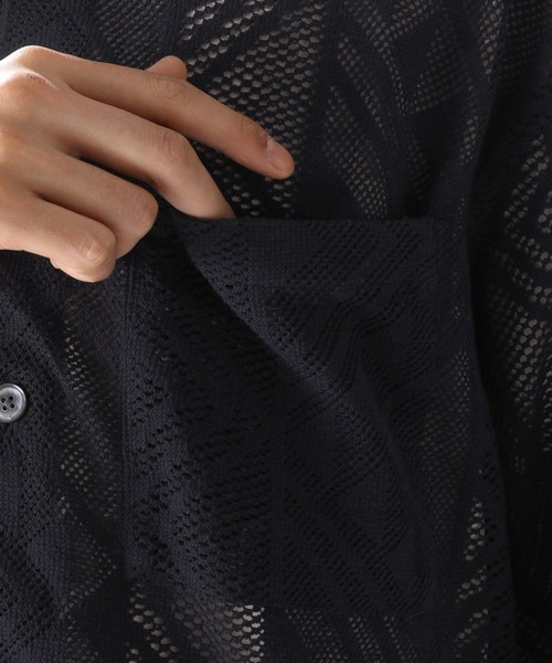 niko and...(ニコアンド)の「INDIA透かし編みシャツ(シャツ/ブラウス・メンズ・ブラック/オフホワイト/モカ・MEDIUM/LARGE)」の11枚目の写真