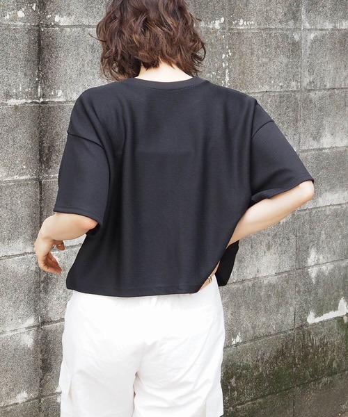 tiptop（ティップトップ）の「ポリテレコダブルジップ半袖カーディガン（カーディガン/ボレロ・レディース・ブルー/アイボリー/ブラック/グリーン・FREE）」の15枚目の写真