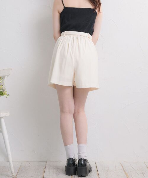 ems excite（エムズエキサイト）の「ベルト付きインタックSPT（その他パンツ・レディース・ライトベージュ/ナチュラル/ブラック・FREE）」の17枚目の写真